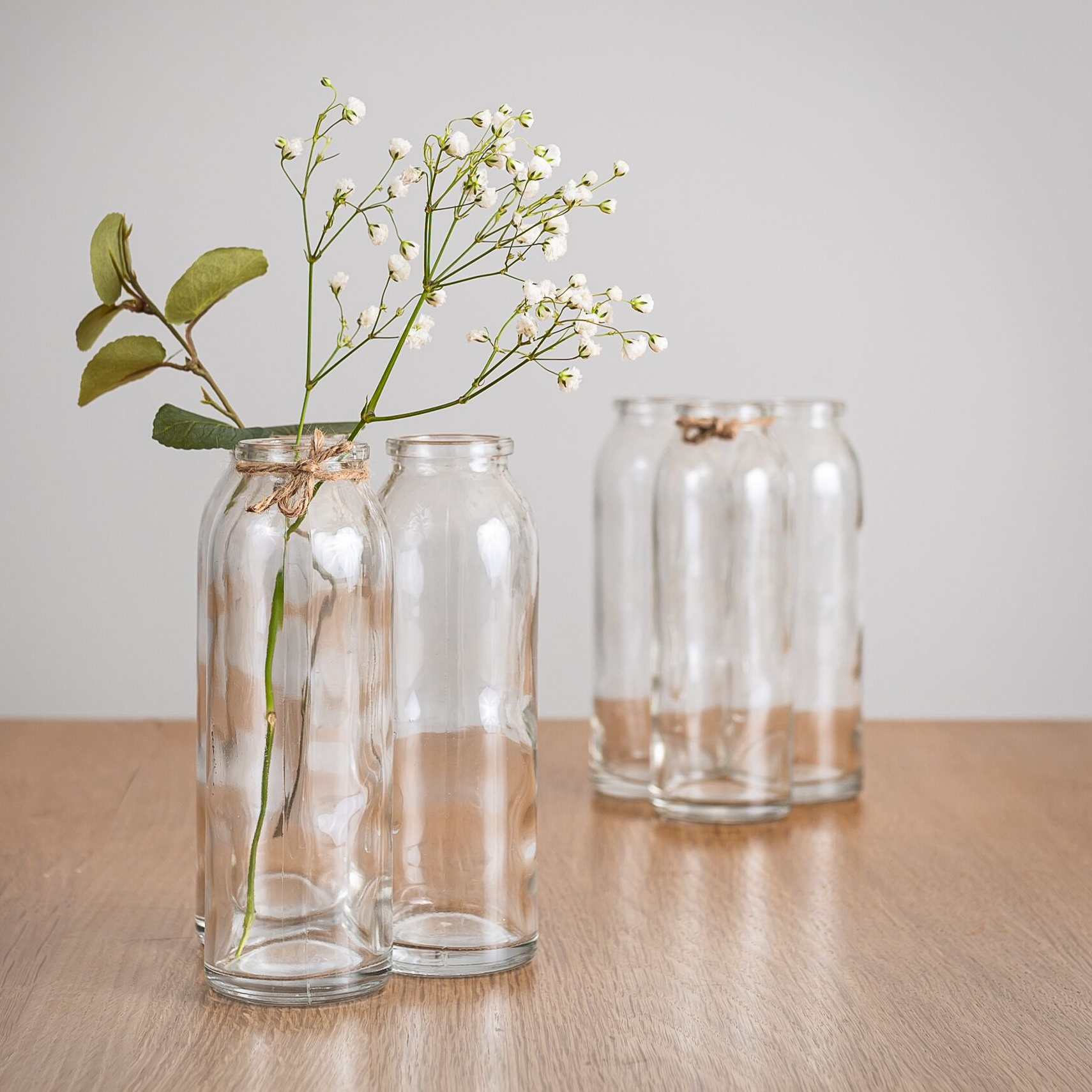 The Flower Studio Set Of 2 Mini School Milk Bottles Vases In Vintage Style Metal Crate ~ Ideal for Home /& Office