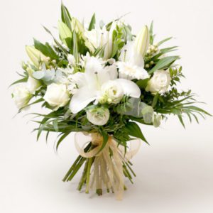 LUXURY-WHITE-LILY-BOUQUET-2