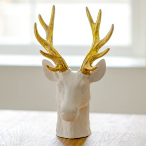 WHITE-PORCELAIN-STAG-HEAD-WITH-GOLDEN-ANTLERS-1